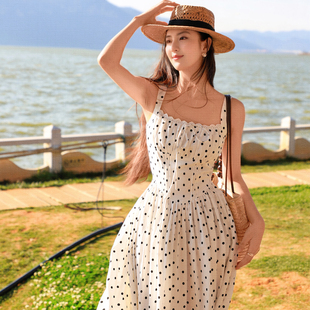 法式复古宫廷风长裙收腰显瘦黑色波点印花吊带连衣裙女夏度假裙子
