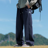 藏青色