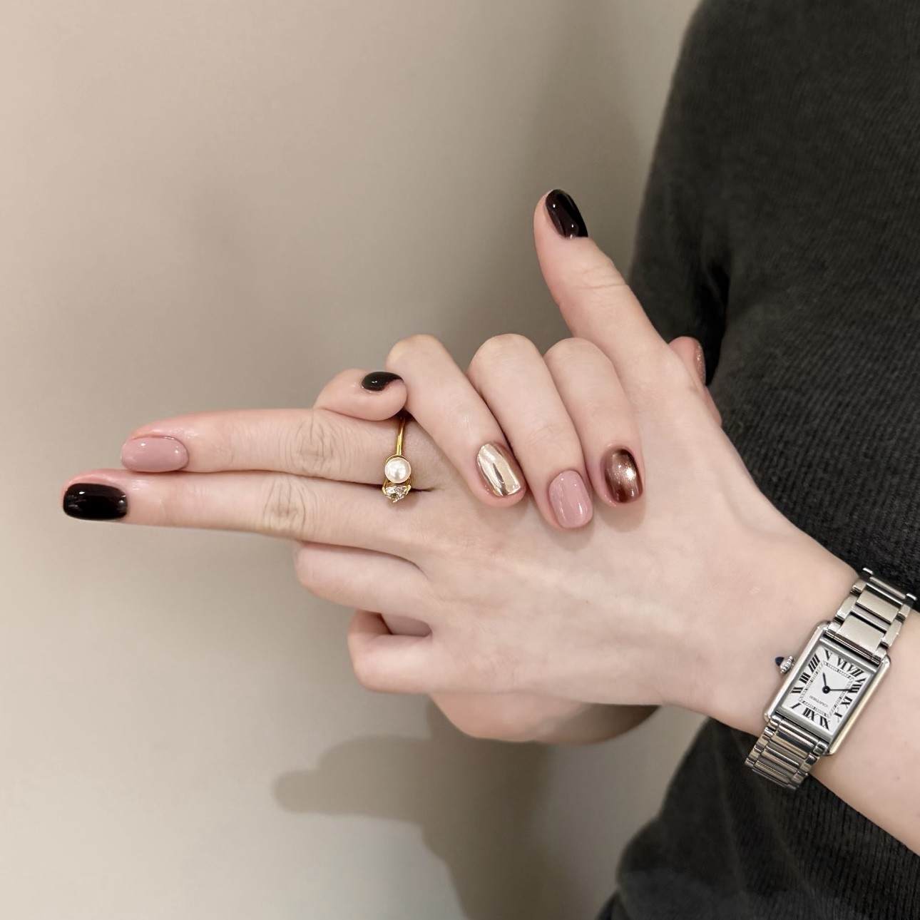 秋冬新款高级感藕粉跳色黑琥珀晕染豆豆甲显白短款纯手工穿戴甲99,彩妆/香水/美妆工具,穿戴甲/甲片,淘宝优惠券,粉丝福利购,淘宝优惠卷