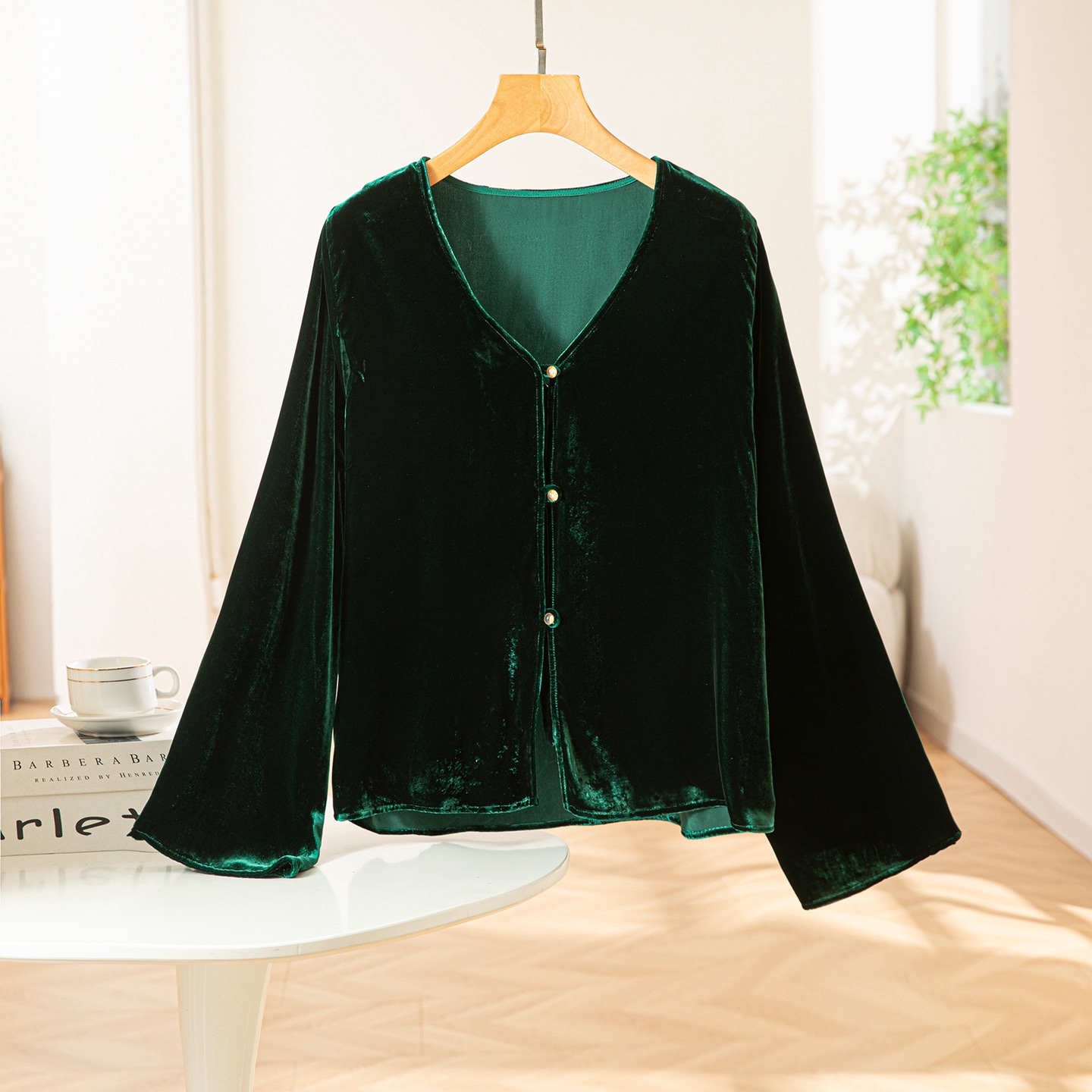 古典名媛风 优雅高级感V领喇叭长袖真丝丝绒短款上衣外套女