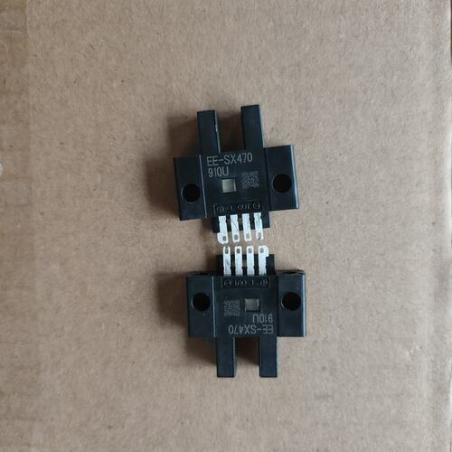 Omron欧姆龙EE-SX470 910U槽型光电传感器，原