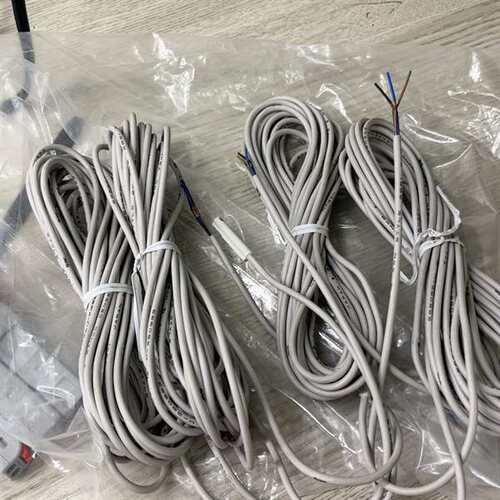 议价-全新SMC磁性开关D-M9PAL，3米线长，白色，