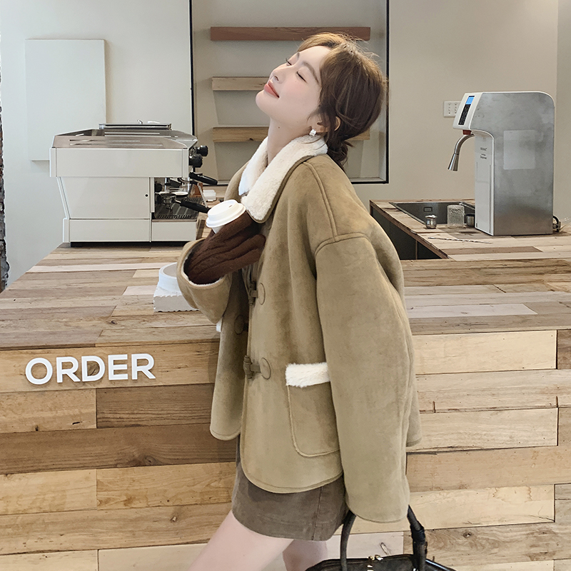 现货数据好！复古美拉德系加厚皮毛一体外套B208-8059-P180K278，女装短外套，浙宝208