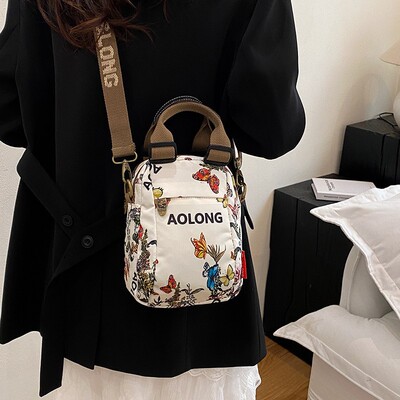 时尚百搭旅行日常手提包轻便大容量单肩斜挎包中年妈妈包8308