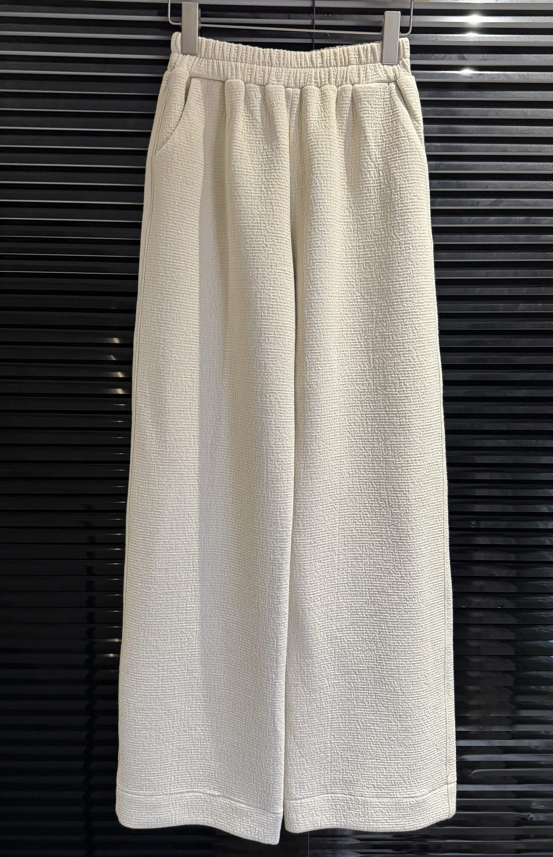 wo 秋冬慵懒宽松显瘦保暖针织直筒长裤休闲运动阔腿空气裤女