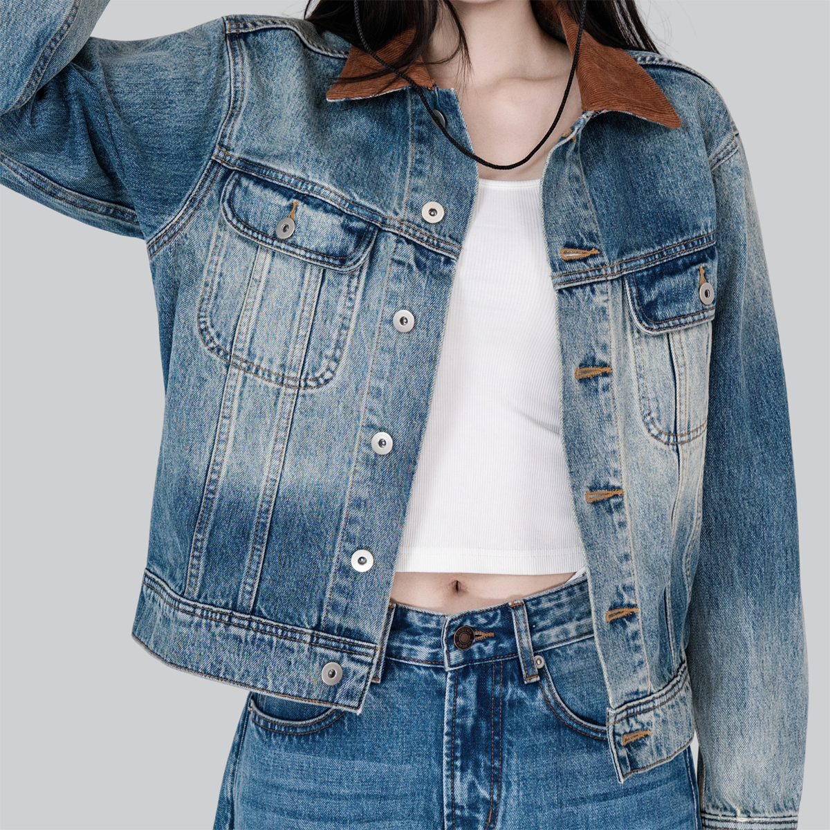 MOOON自制风暴骑士灯芯绒拼接领短款水洗牛仔外套女,女装/女士精品,短外套,淘宝优惠券,粉丝福利购,淘宝优惠卷