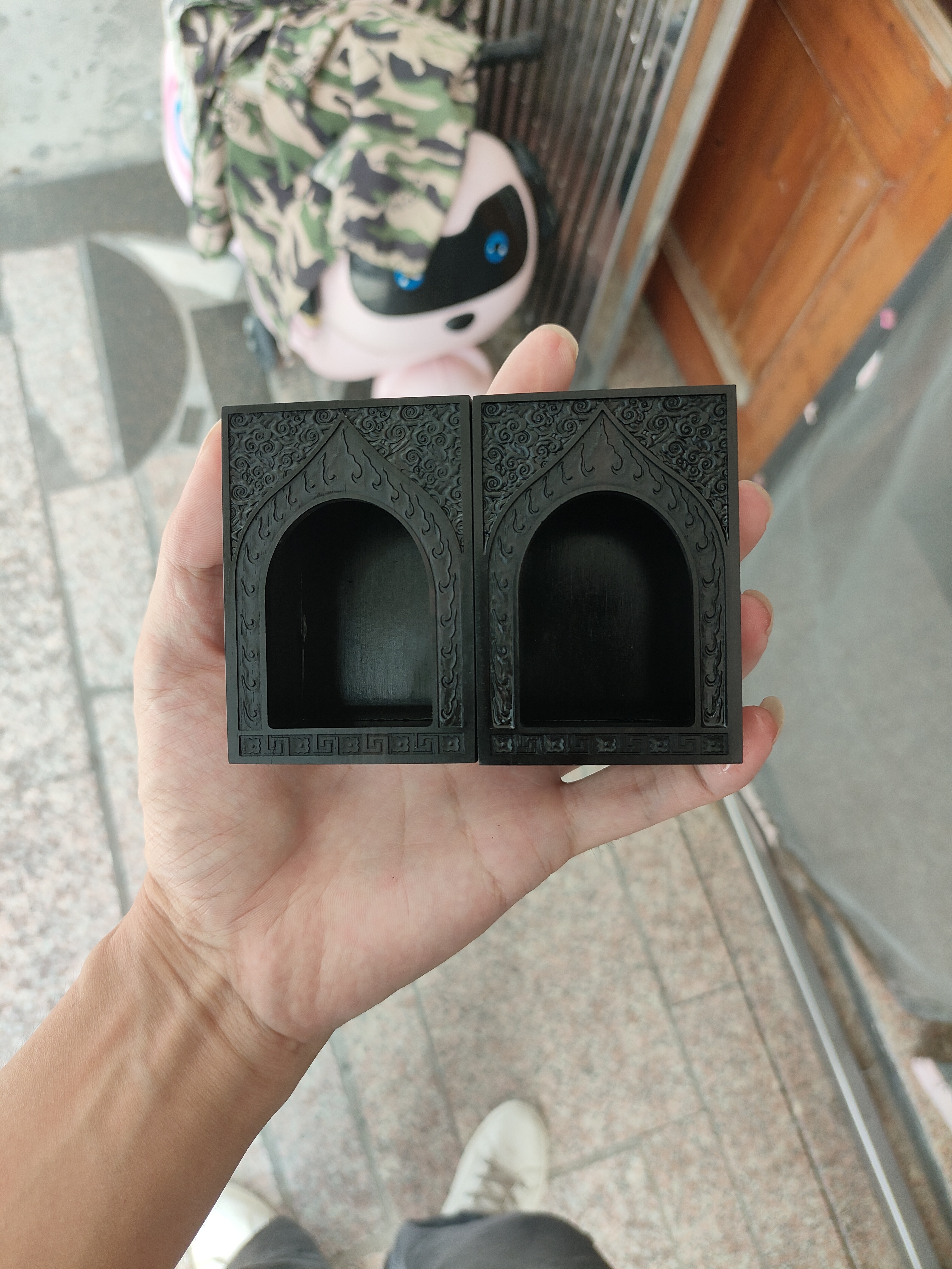 保真紫光檀浮雕迷你小佛龛黑檀木雕刻唐卡挂件擦擦绿松石摆件带灯