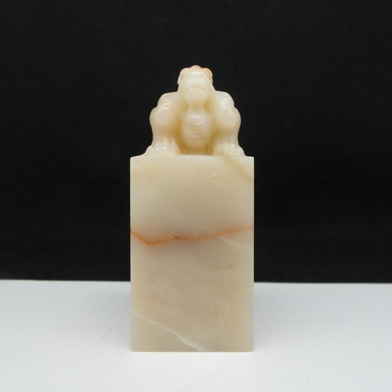 天然印石巴林石章料白玉冻石瑞兽雕钮印章篆刻石料26*26*63mm