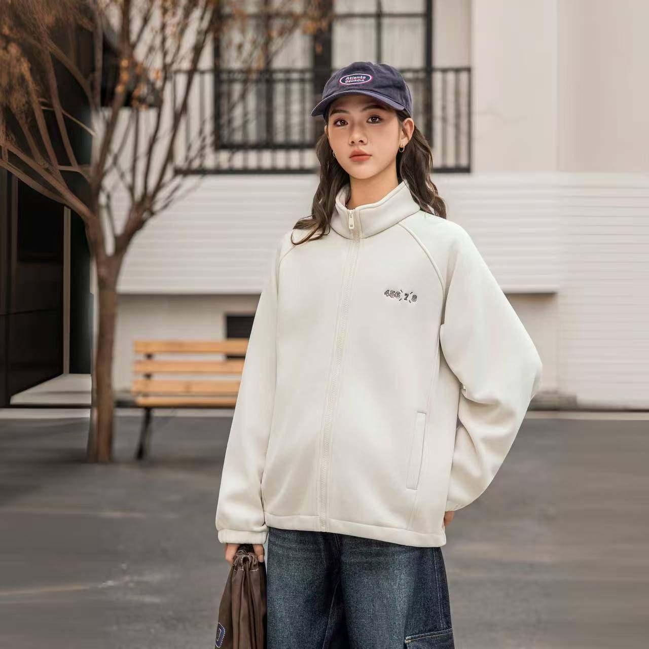 中大童女童外套2025冬季新款休闲户外立领保暖外套76083校服神器