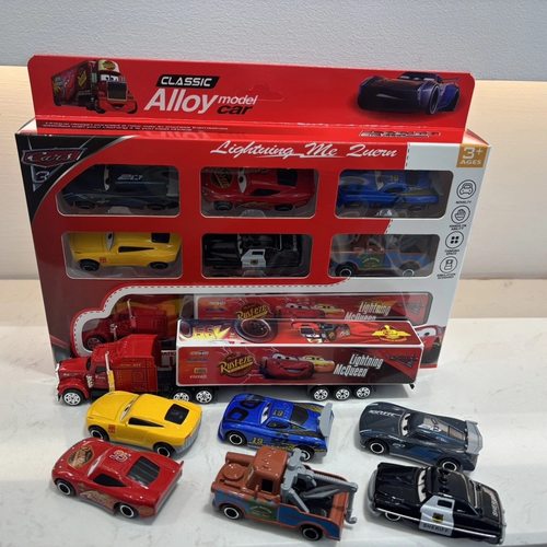 赛车总动员合金小车模型玩具男孩儿童节礼物麦大叔板牙麦坤黑风暴