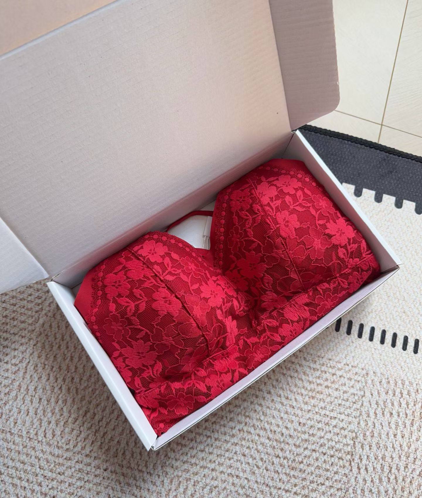 本命年蕾丝抹胸,女士内衣/男士内衣/家居服,文胸,淘宝优惠券,粉丝福利购,淘宝优惠卷