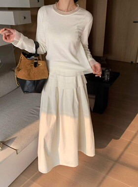 2025秋overrich新韩版时尚百搭圆领长袖T恤女显瘦针织打底衫上衣