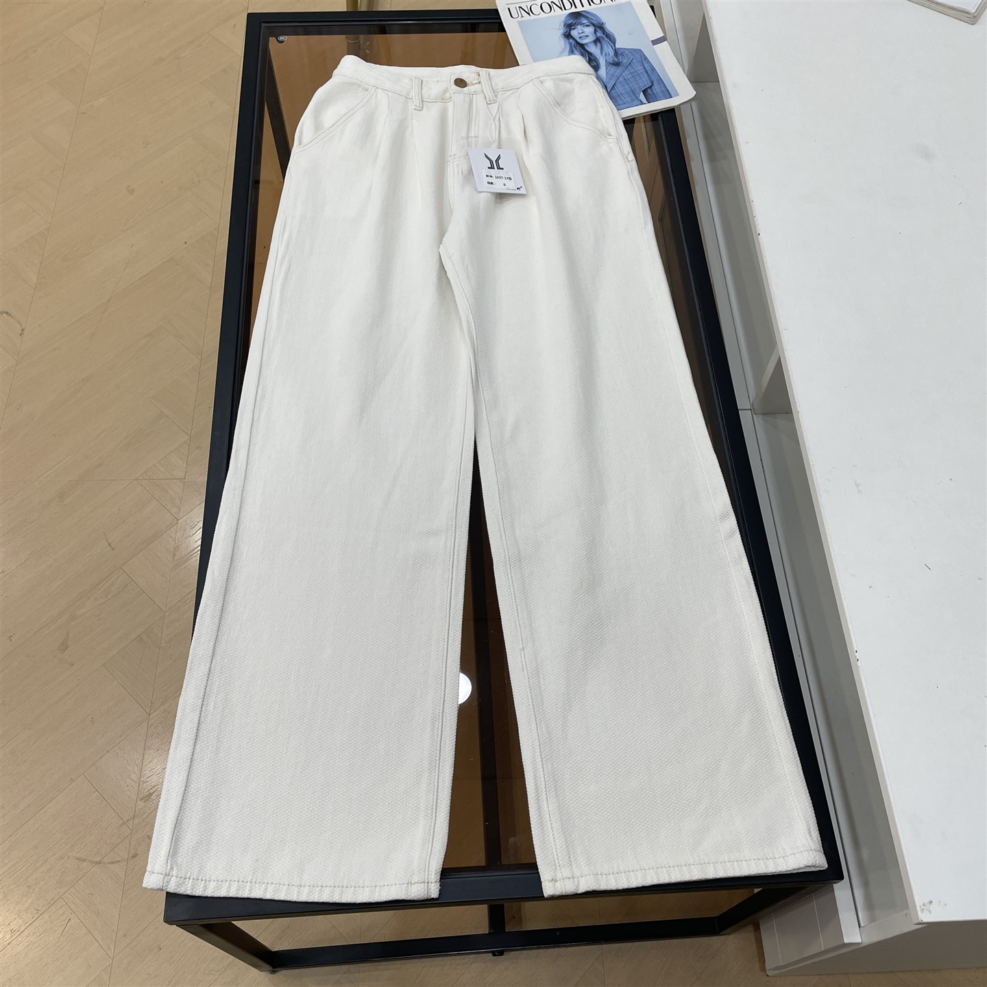 【彤】2025年秋季新款时尚百搭纯色休闲高腰显瘦牛仔裤J#28