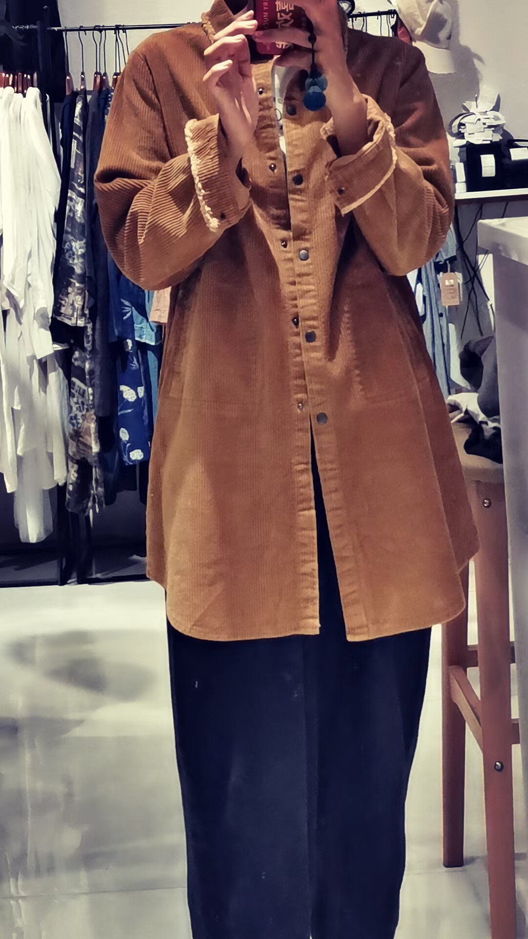 森系复古文艺翻领长袖衬衫女长款纯色韩版休闲衬衣宽松灯芯绒风衣
