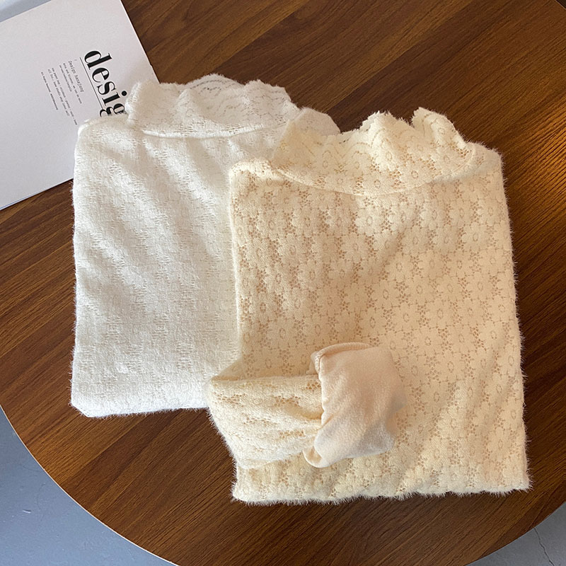 Real shot real price Plush thickened half high collar Vintage Floral Lace bottoming shirt