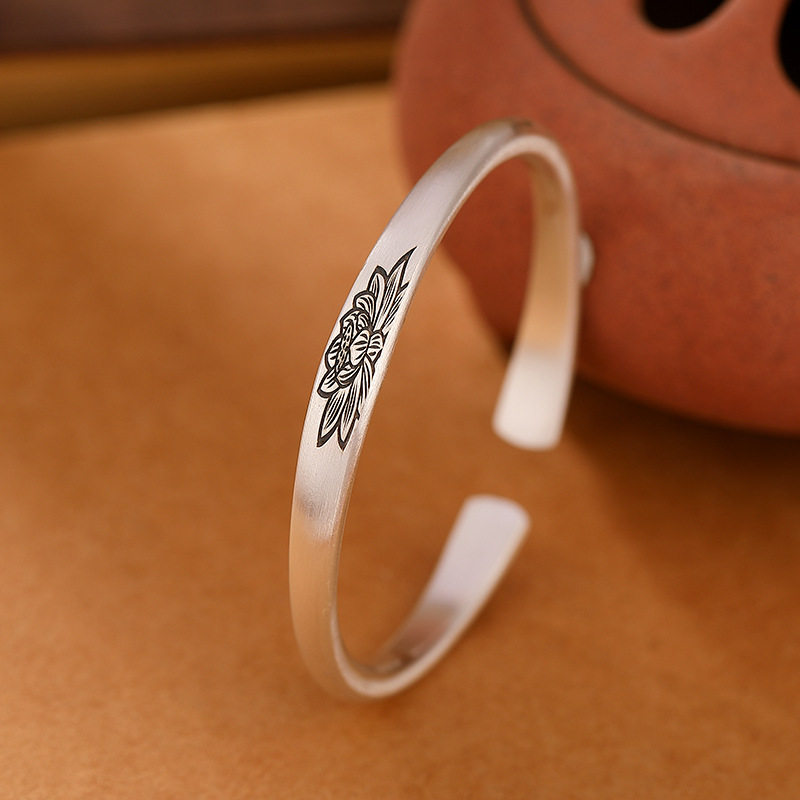 ANCIENT SILVER SHOP S999 PURE SILVER RETRO SIMPLE LOTUS AUSPICIOUS CLOUD TEMPERAMENT OPEN BRACELET SEIKO VERSATILE DO NOT PICK PEOPLE BRACELET