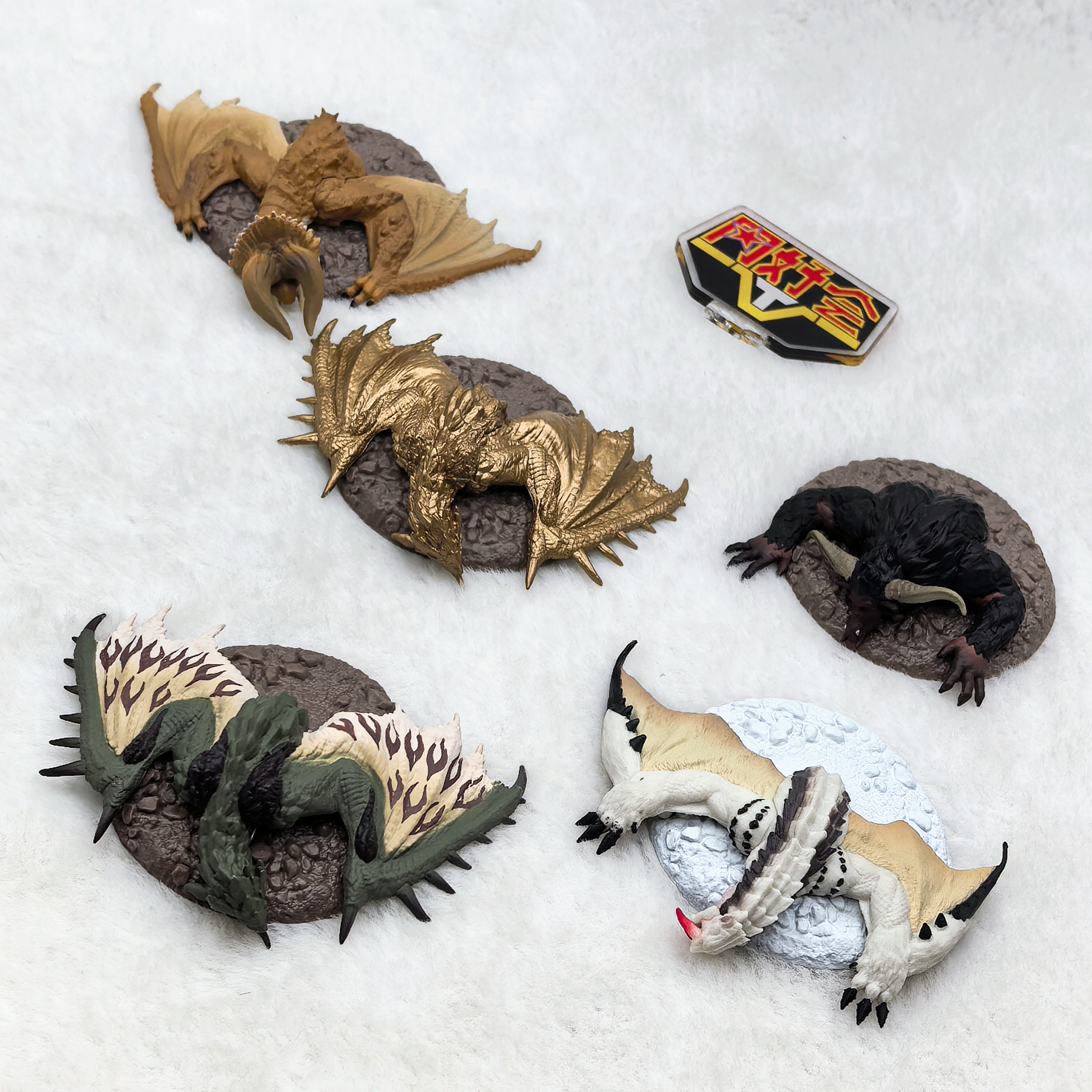 有货 万代扭蛋 怪物猎人捕获小队03弹 雌火龙角龙金狮子迷你摆件