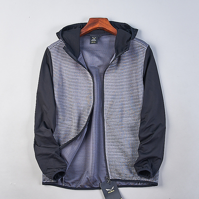 春秋休闲运动连帽长袖上衣