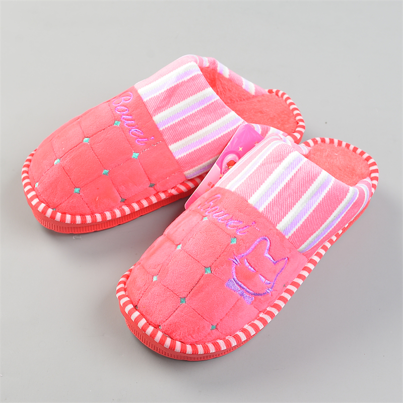 女士拼接刺绣毛绒棉拖鞋11.4L82541防滑静音底冬季保暖居家地板拖