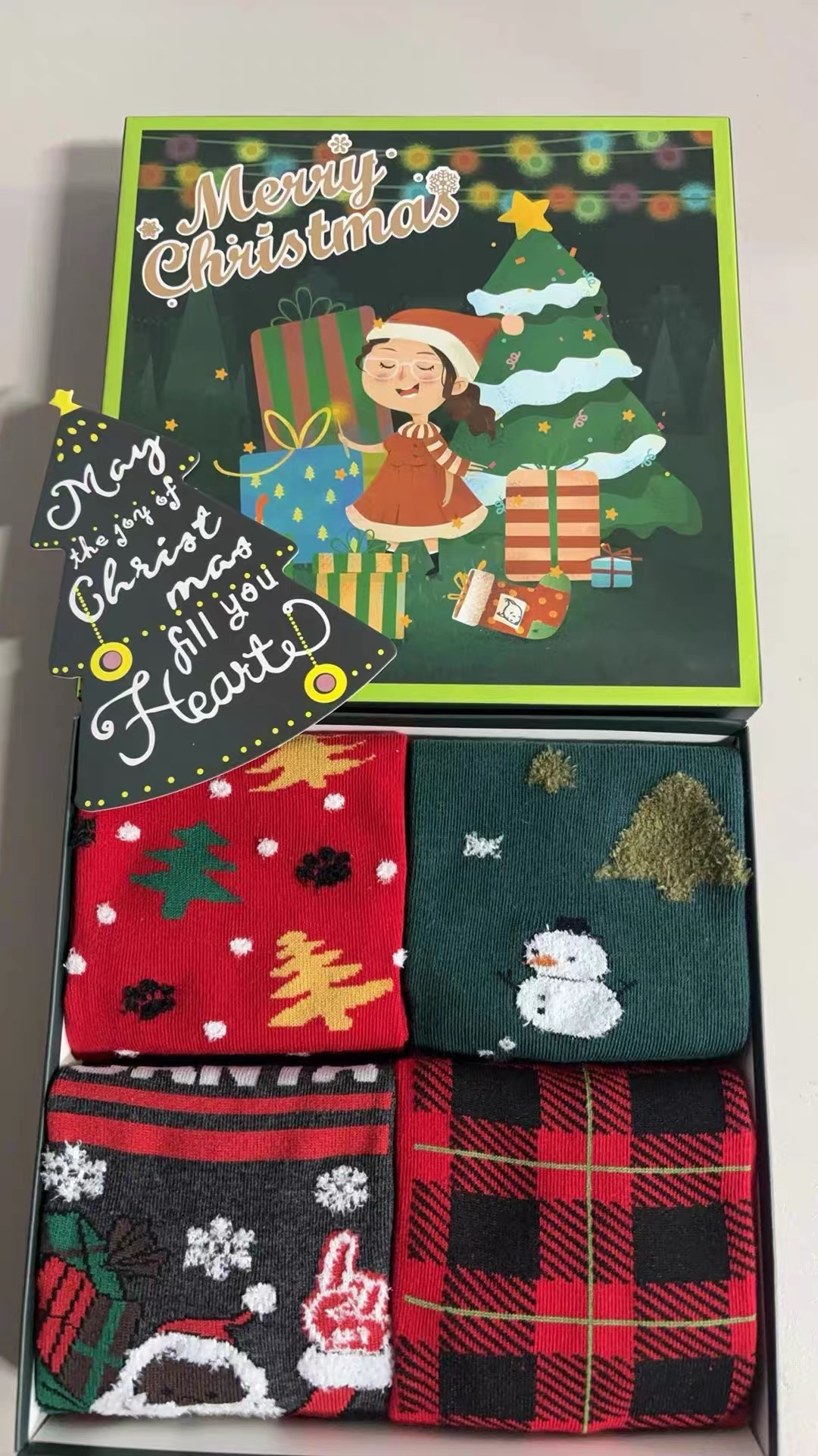 Elk Santa Claus Christmas 4 pairs of gift box cartoon socks