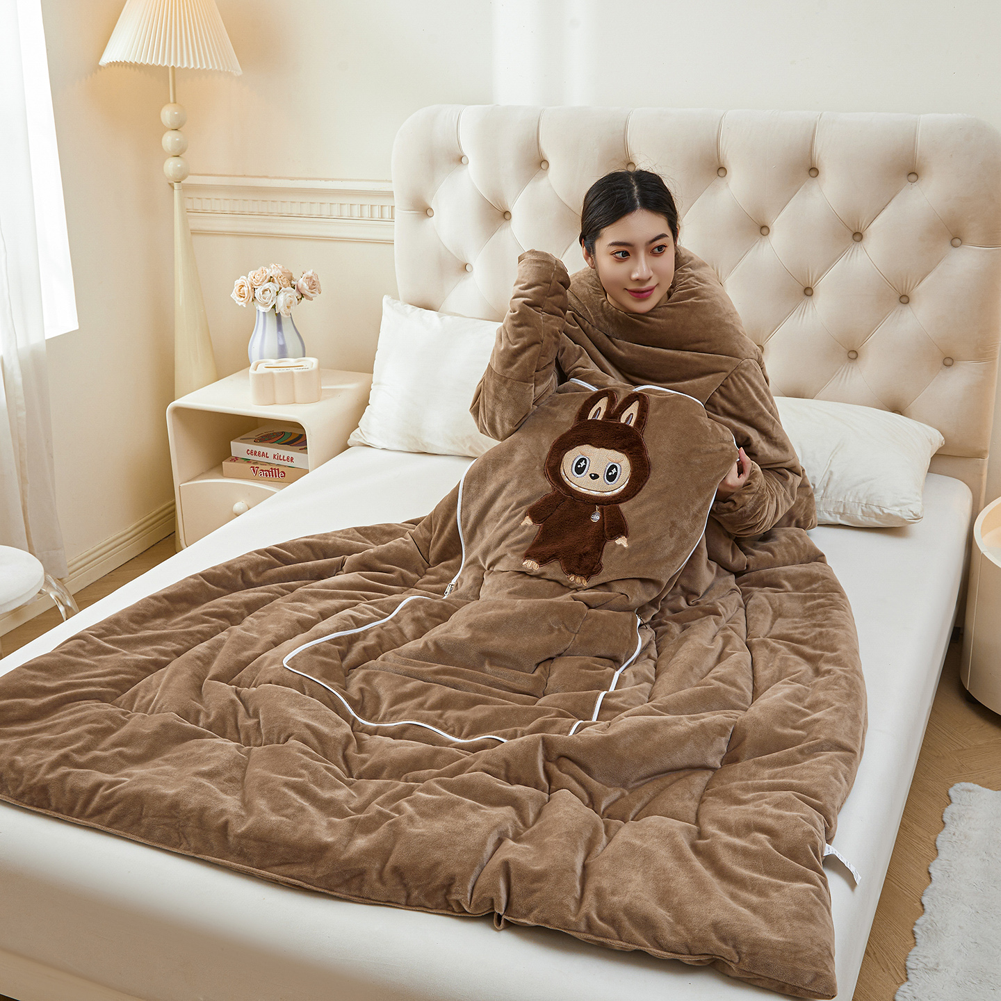 冬季懒人被子可穿带袖子的毛毯穿在身上的多功能车载牛奶绒抱枕头