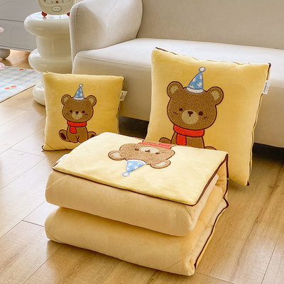 2025新款加厚牛奶绒刺绣抱枕被子两用办公室沙发学生午睡汽车靠垫