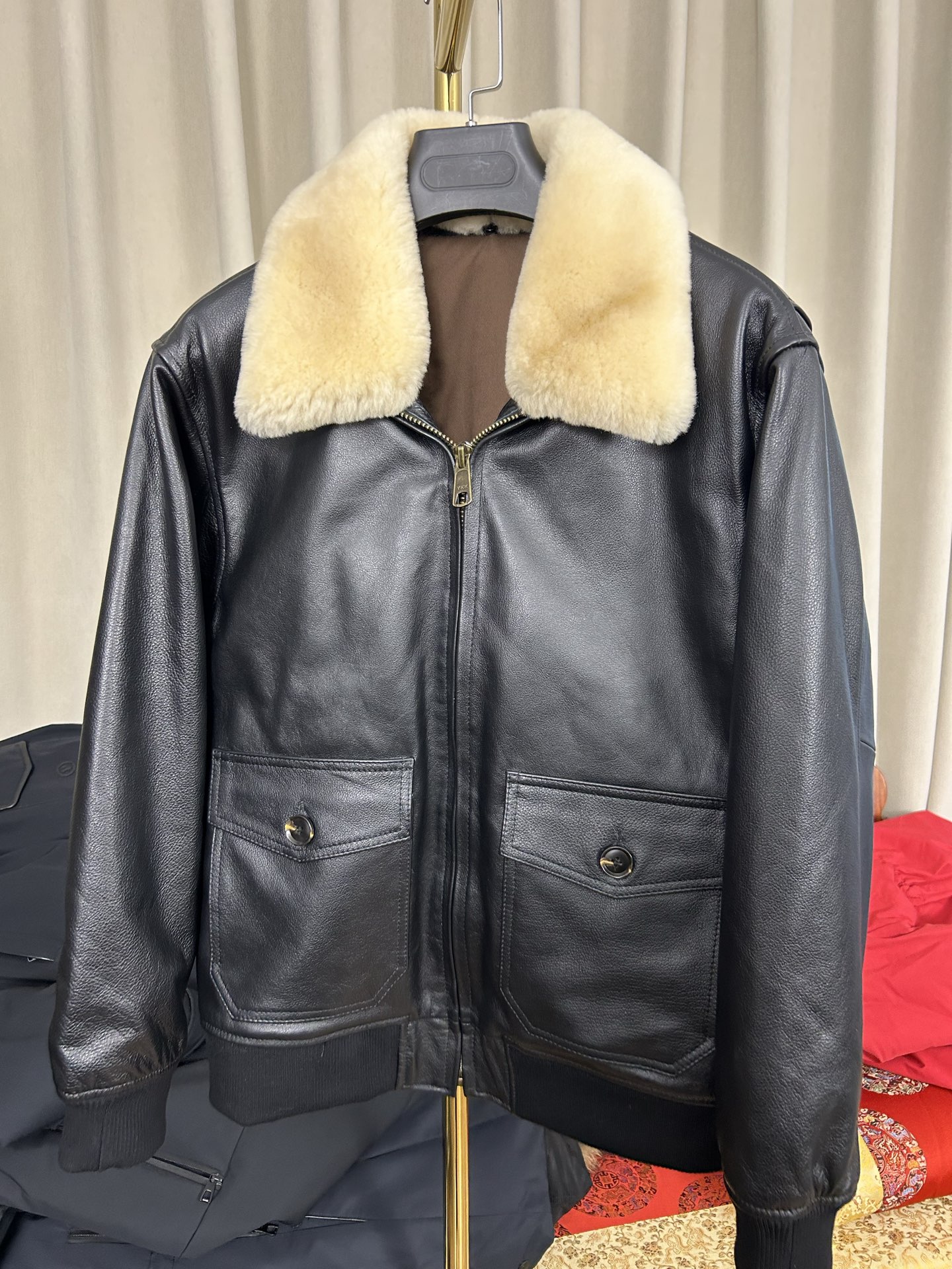 外贸原单飞行服夹克男士头层牛皮真皮皮衣羊皮毛一体领可拆冬装