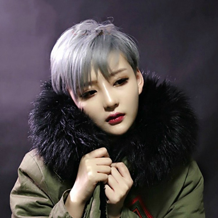 Perruque cheveux raides Court - Ref 2614085 Image 4