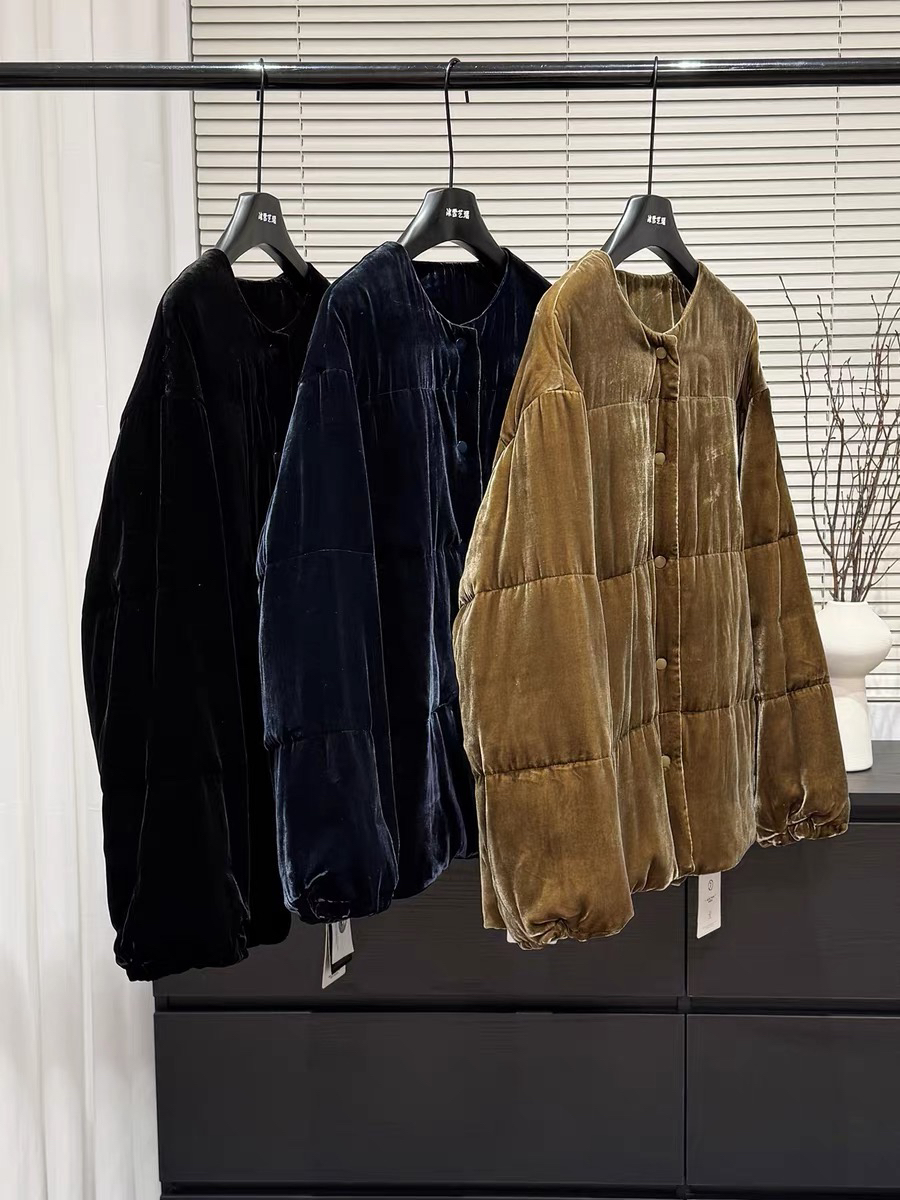 现货直发【东方气韵】百百桑蚕丝轻奢丝绒90白鹅绒羽绒服25308007