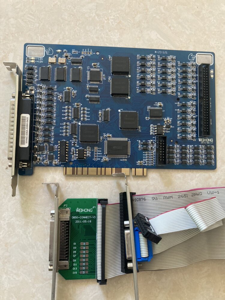 维宏 pm63a2 运动控制卡pcimc整套,如图所示