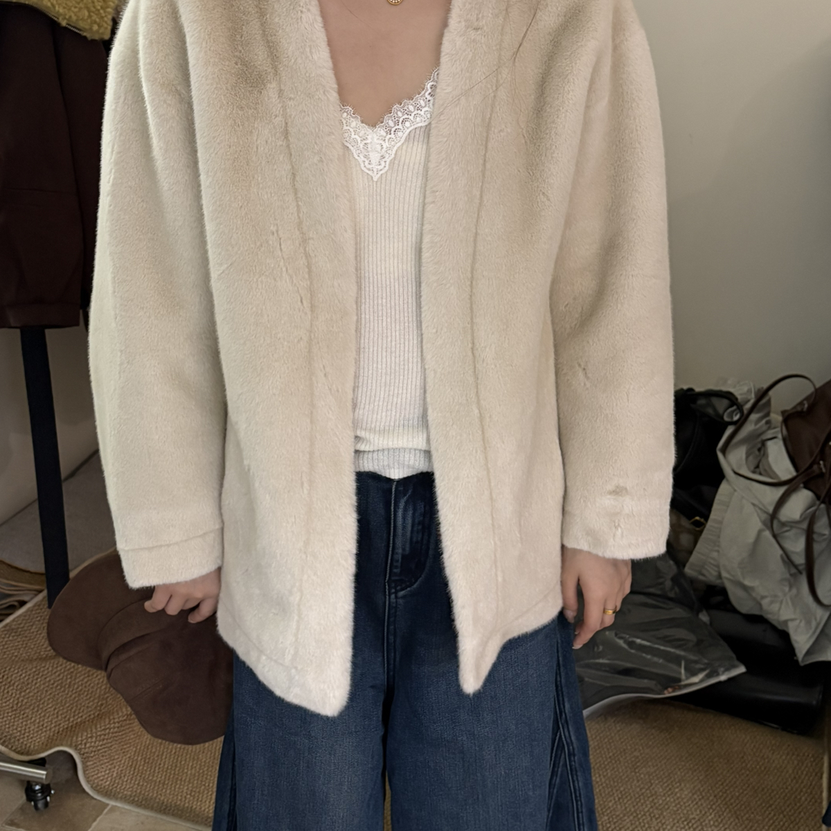 静茹冬上新气质仿水貂毛裘皮机工艺短外套8277