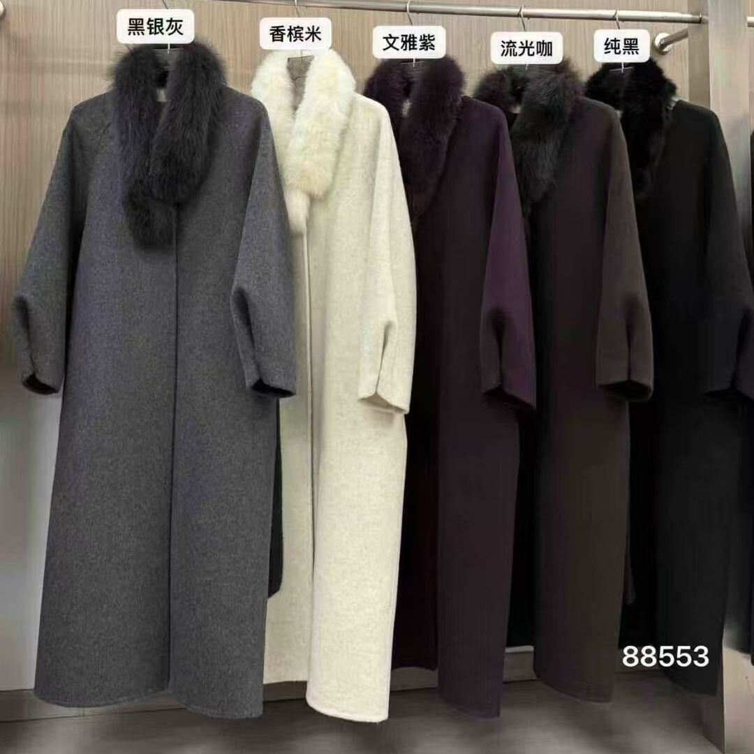 静茹百搭宽松羊毛外套(配可拆卸狐狸毛领腰带)（含80羊毛）fm885