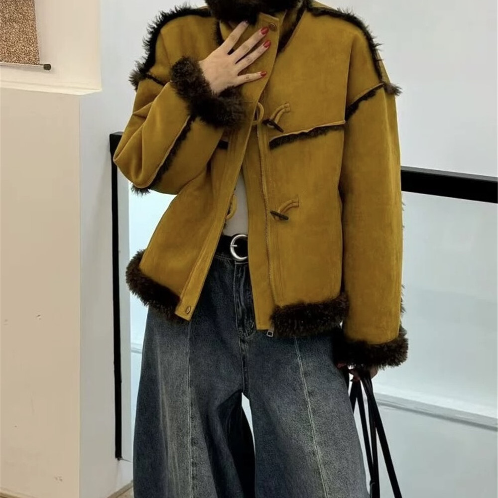 静茹休闲百搭毛领牛角扣宽松短外套838