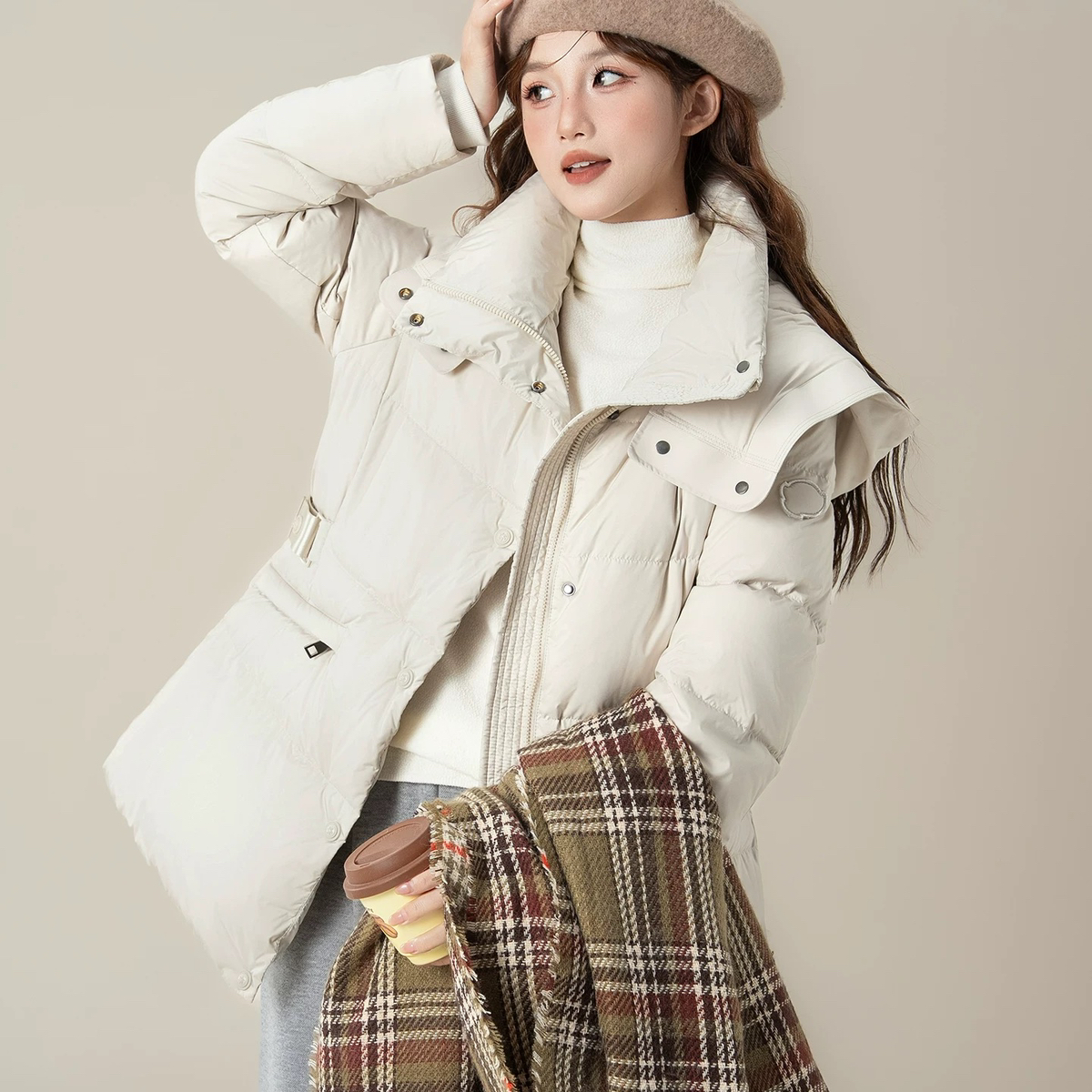 静茹家冬上新轻熟风连帽中长款经典时尚休闲保暖羽绒服外套885