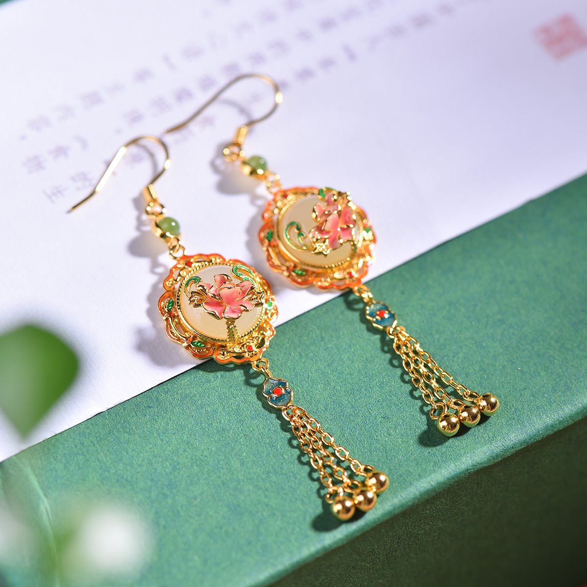 天然和田玉白玉925银镶嵌珐琅轻奢小众蛋面流苏耳环耳饰玉石耳坠