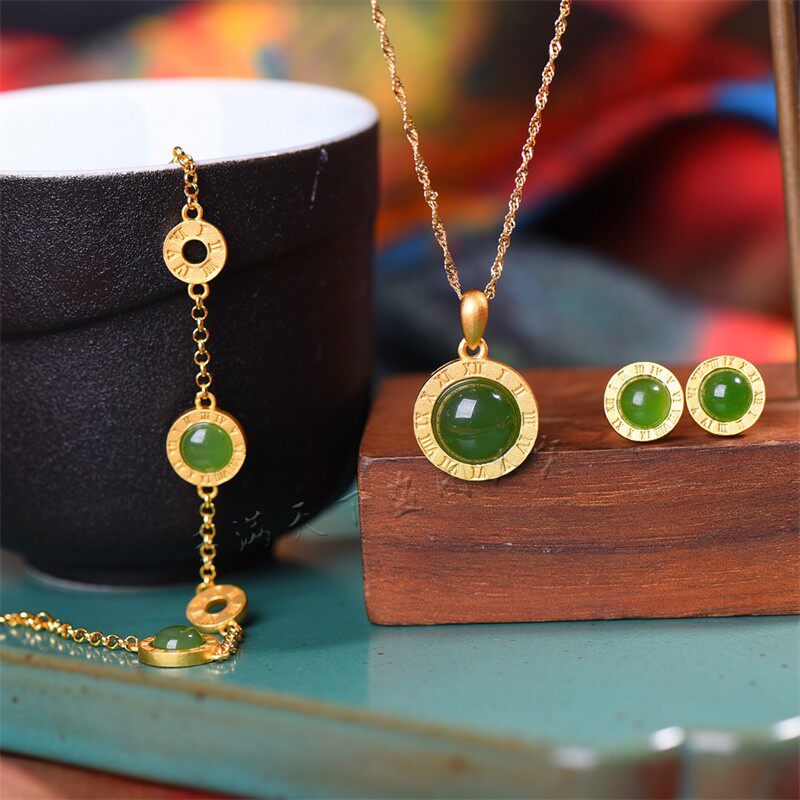 新疆天然和田玉碧玉925银蛋面吊坠时尚手链简约耳钉女款项链手饰