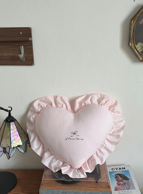 全棉爱心玫瑰刺绣纯色抱枕韩式花边纯棉靠垫蝴蝶结装饰道具心形枕