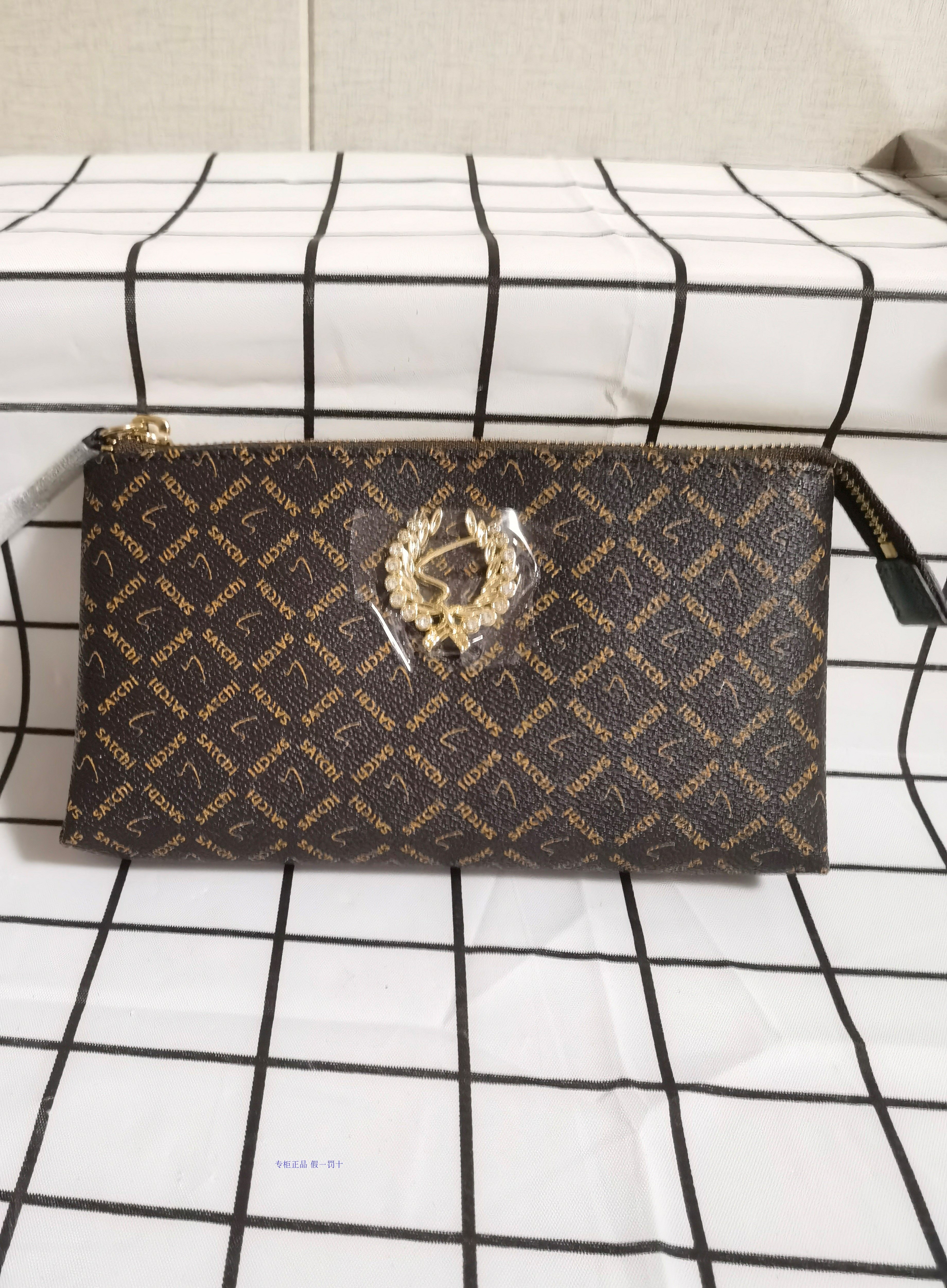 2021新款 官方 沙驰女包 女生手包 休闲 零钱包 sx44557-11fg