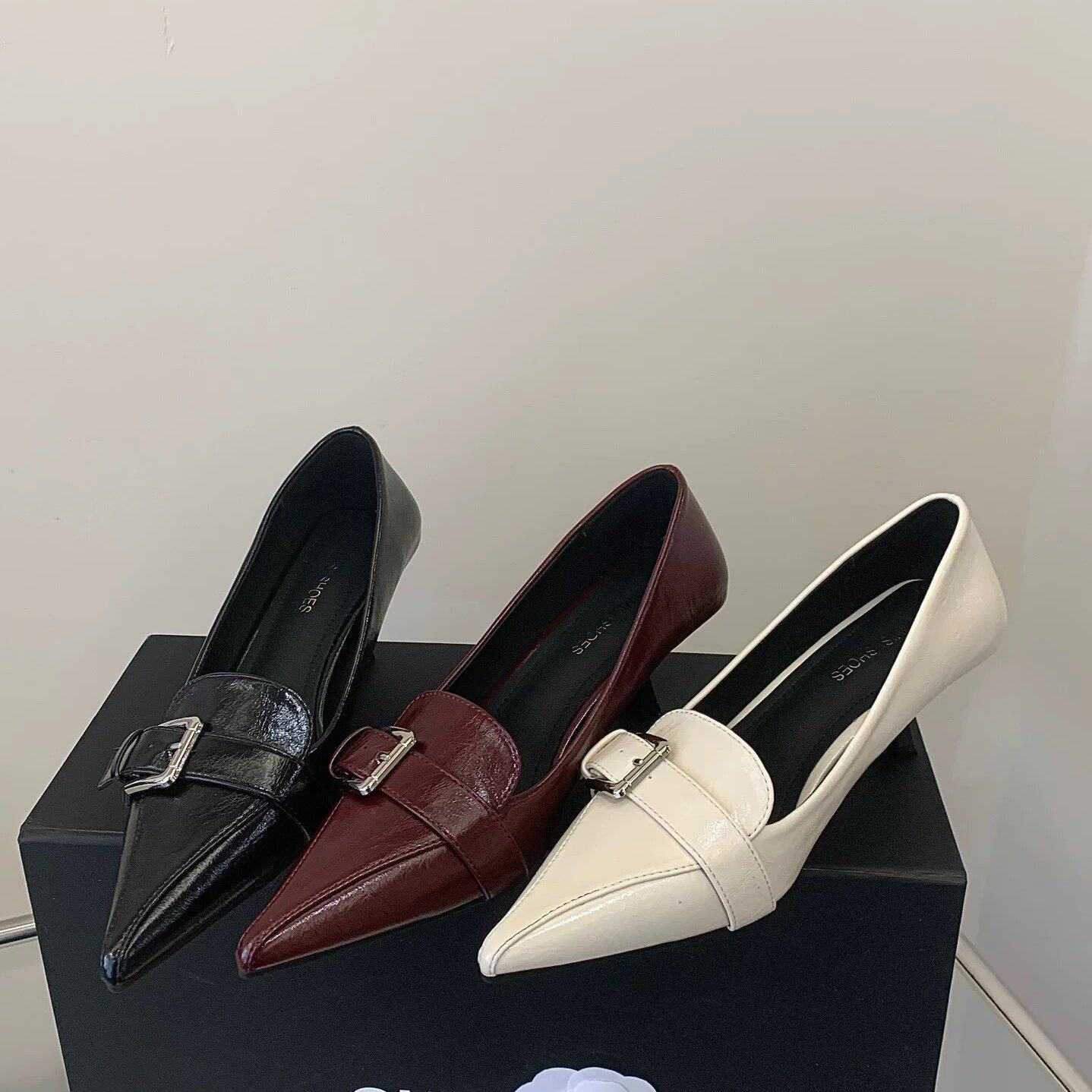 Mimisi 2026新款复古英伦风尖头乐福鞋女气质细跟搭扣一脚蹬单鞋,女鞋,浅口单鞋,淘宝优惠券,粉丝福利购,淘宝优惠卷