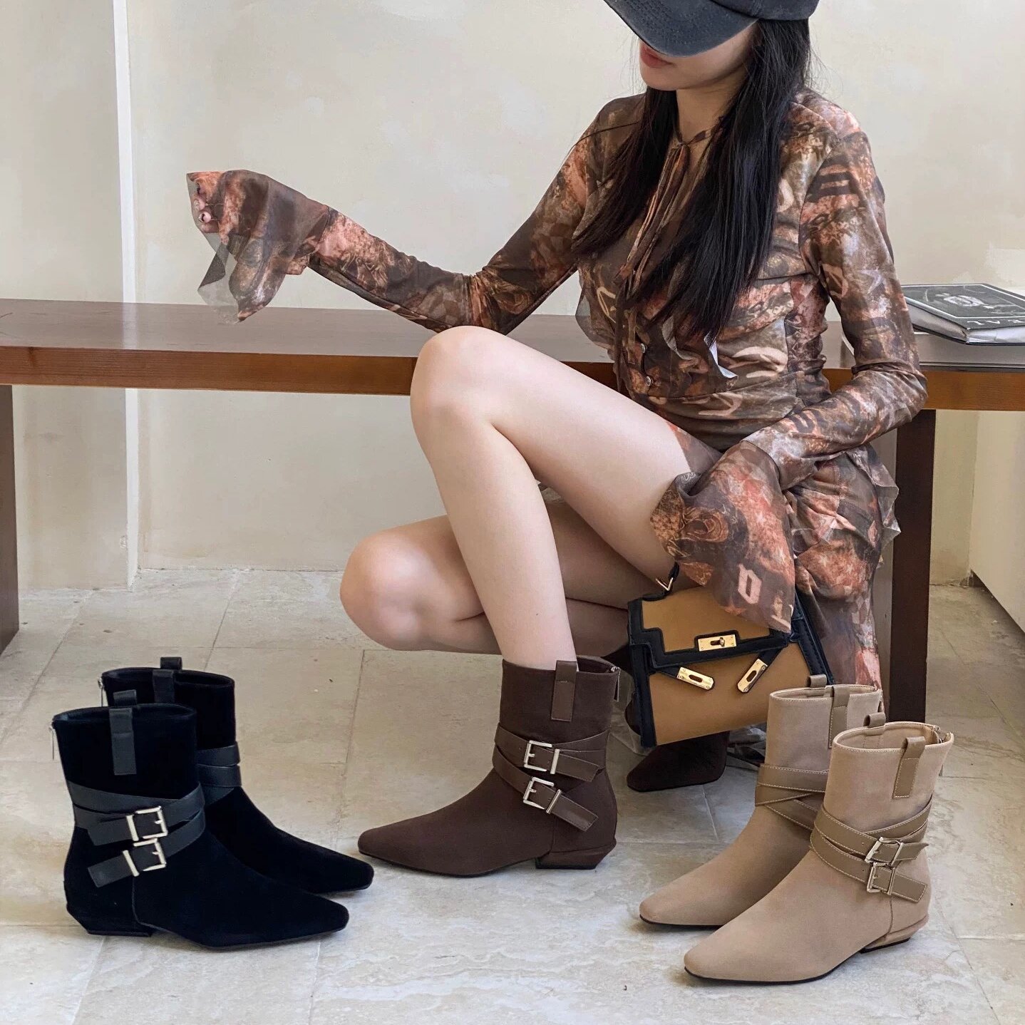 A·MI 2025新款复古百搭方头皮带扣短靴女气质粗跟中筒西部牛仔靴