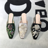 刺绣包头半拖鞋 细跟高跟鞋 女时尚 外穿2020春新款 穆勒鞋 绣花凉拖鞋