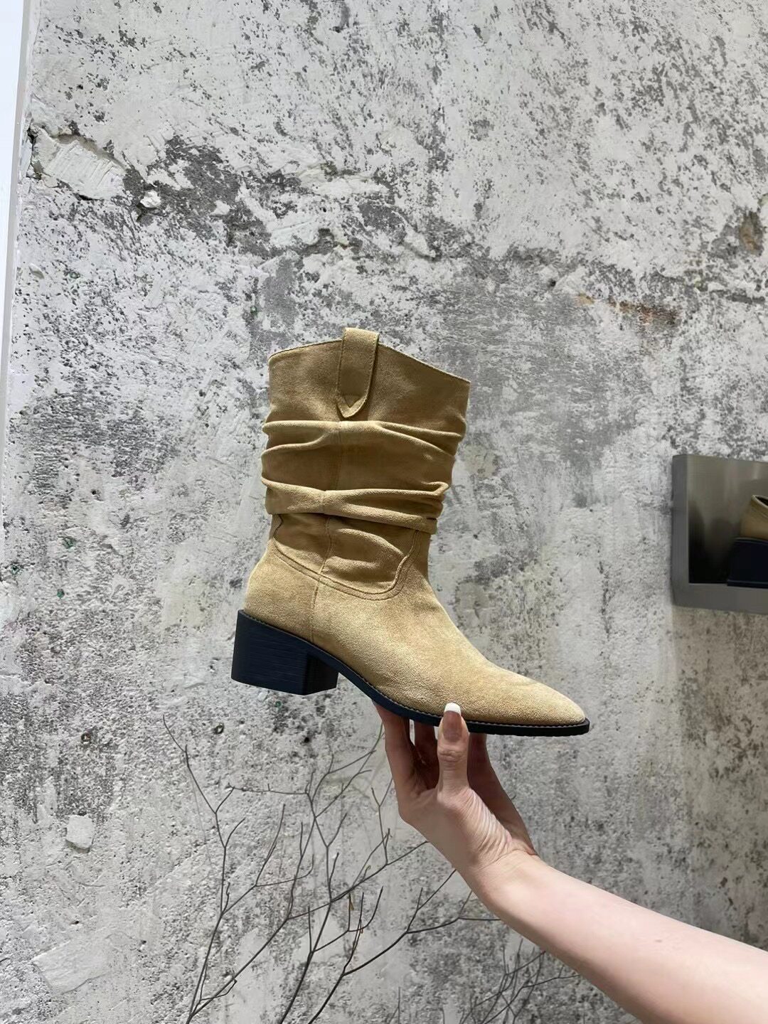 MIDIG YONEMACHI 레트로 누벅 가죽 라운드 투 두꺼운 힐 웨스턴 카우보이 부츠 가죽 슬리브 슬림 플리츠 스택 부츠