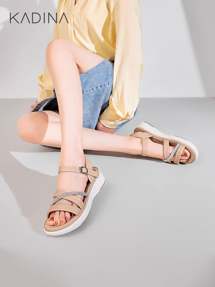KM241598专柜直发卡迪娜2024夏季新款平跟厚底时尚休闲百搭女凉鞋