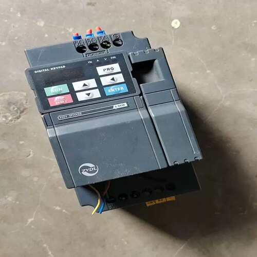 ZYDL变频器，DF900-S0055T3B1台，功能包