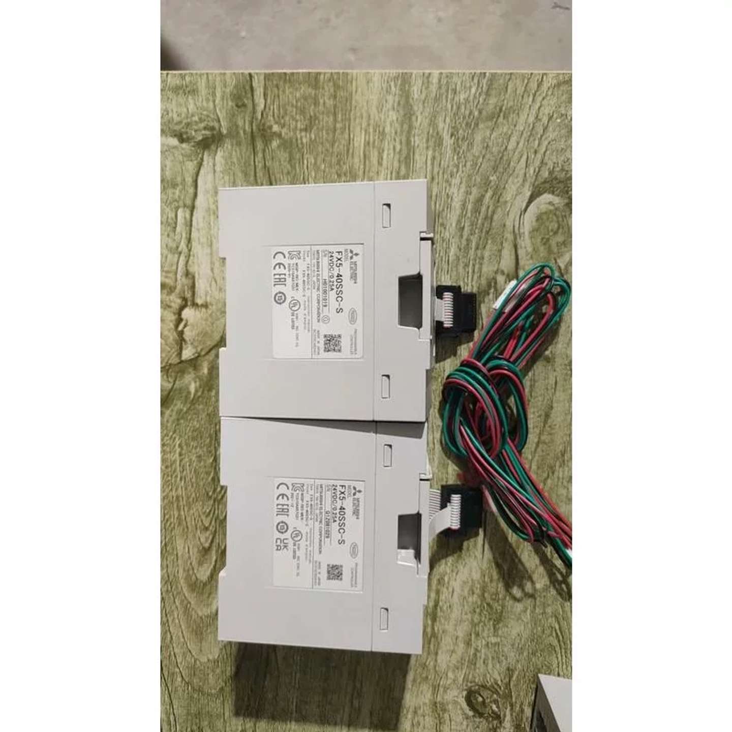 FX5-40SSC-S,成色充新功能包好,年份近,电源线都在议价