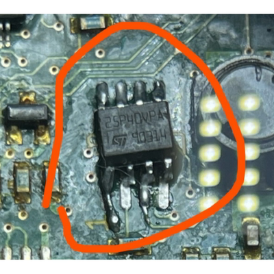 M25P40-VMN3TPB SOP8 25P40VPA 4Mbit快闪记忆体 全新原装ST