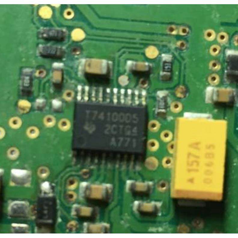 T74100D5 TPIC74100QPWPRQ1 汽车仪表电源稳压开关IC芯片模块直拍