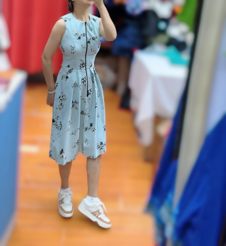 欧美 Cue 华夫格 纯棉印花前中拉链圆领修身背心裙