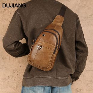 简约男士真皮胸包复古潮流单肩包多功能大容量男包通勤包包户外包
