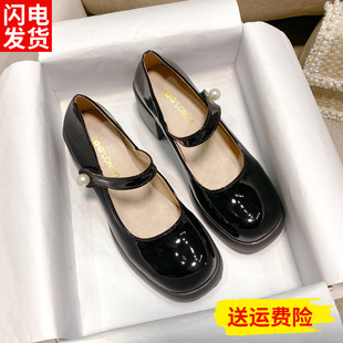 不累脚白色高跟鞋子女春秋粗跟中跟春季配旗袍的走秀模特专用皮鞋